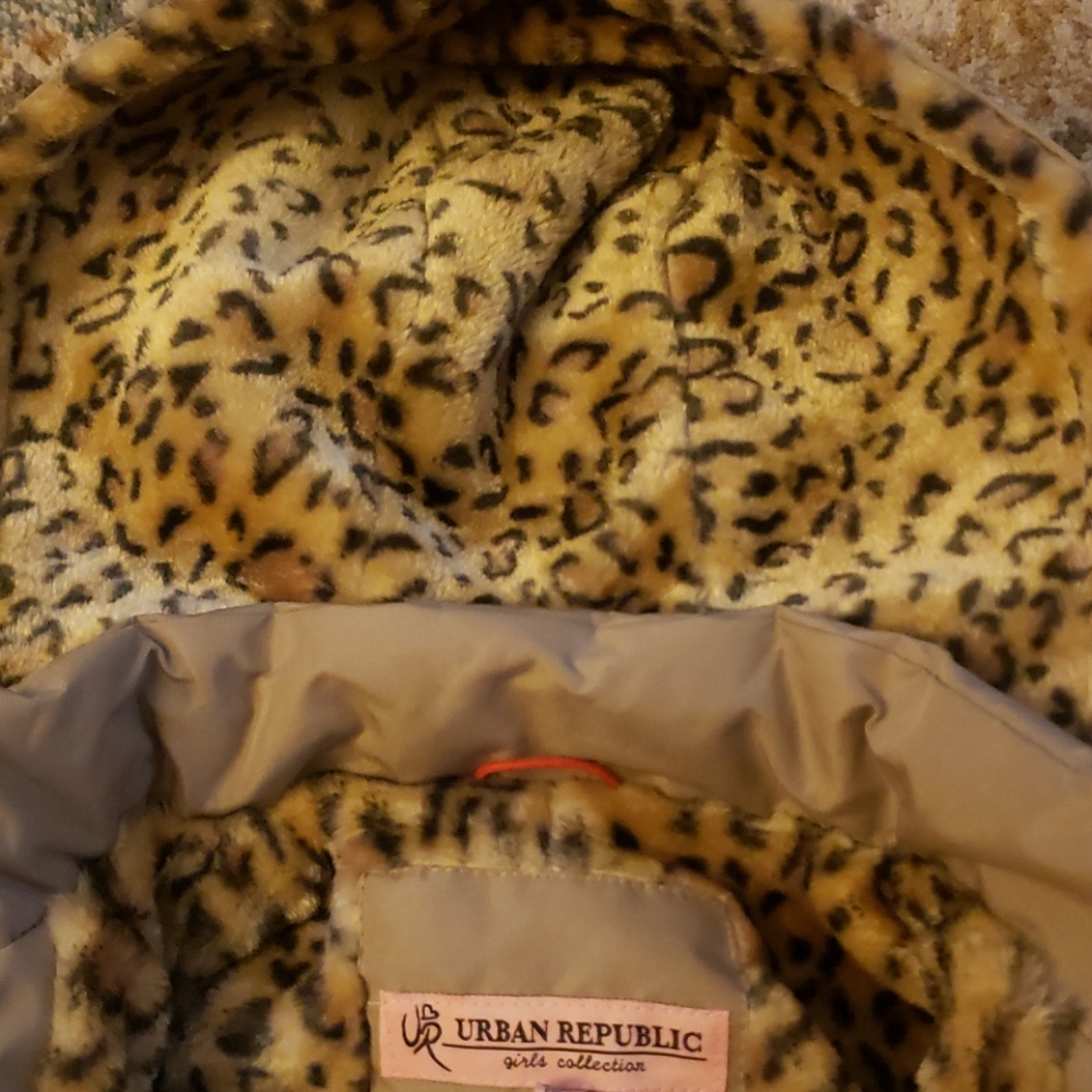 Jacket - Picture 2 of 4